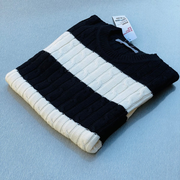 8 SCNDS  Exclusive Sweater (00343)